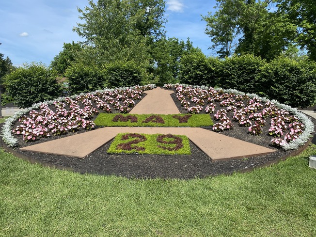 The Floral Calendar is smaller than the Floral Clock.