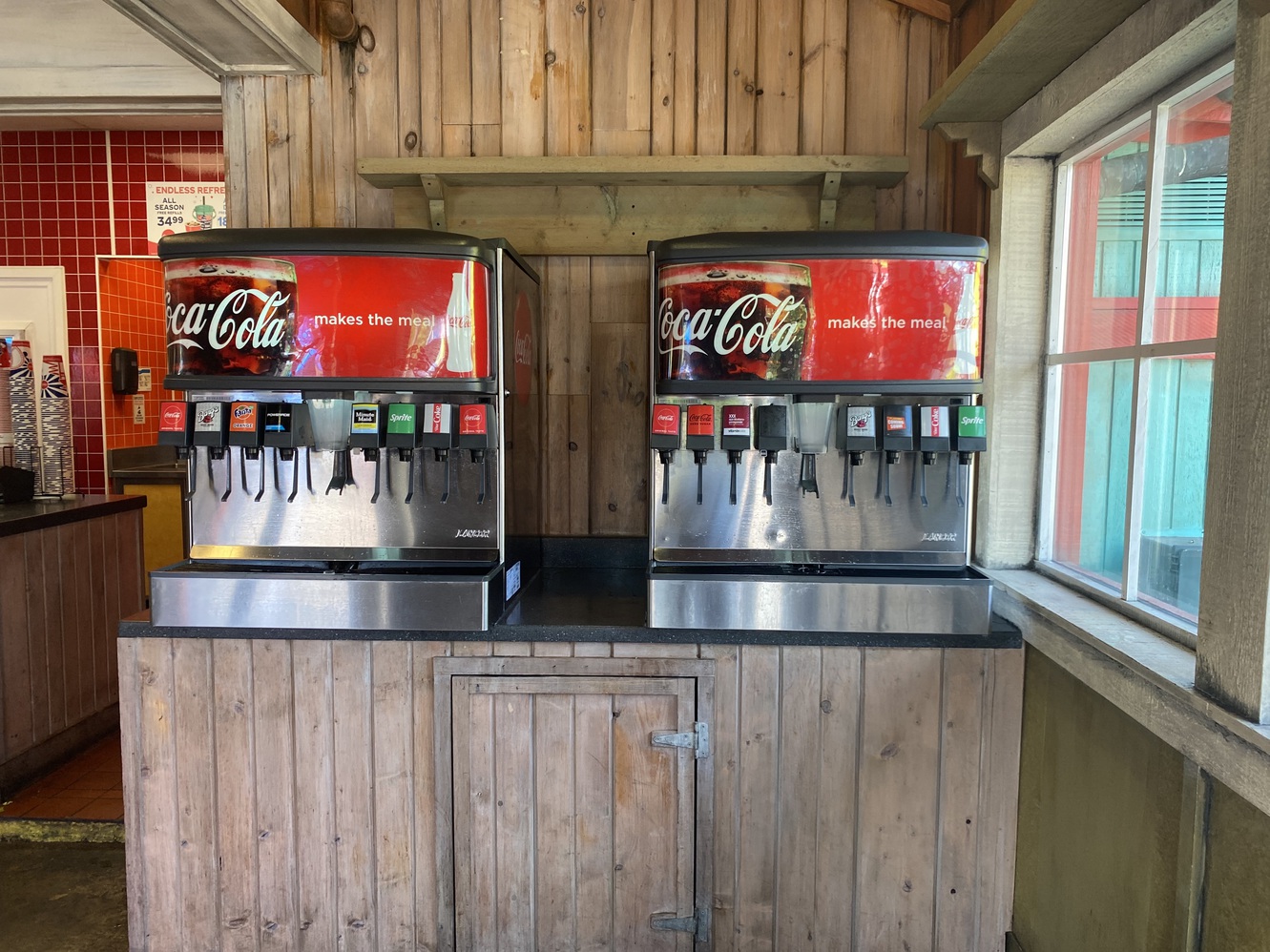 This
      is a beverage dispensing station.