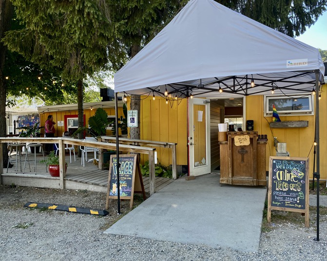 This is the main entrance to the Southerner restaurant.